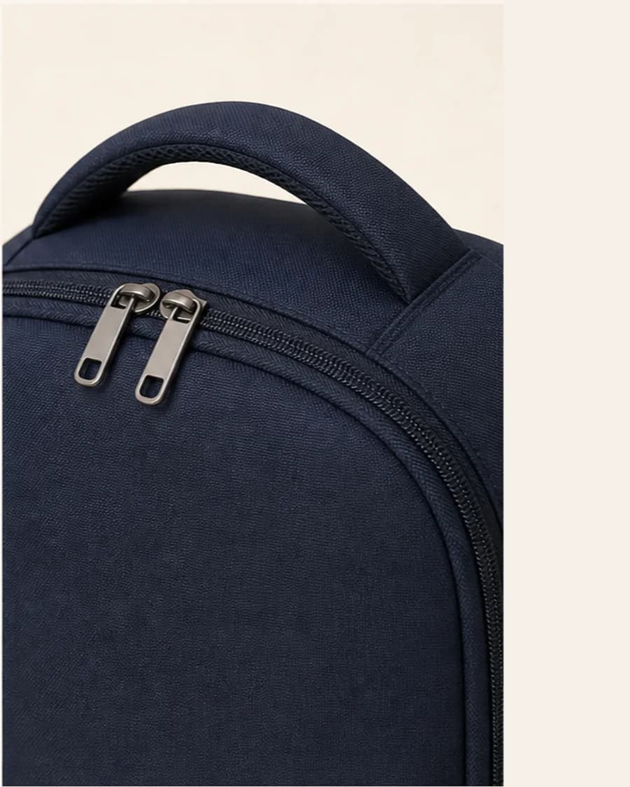 City Daypack: close-up detail view