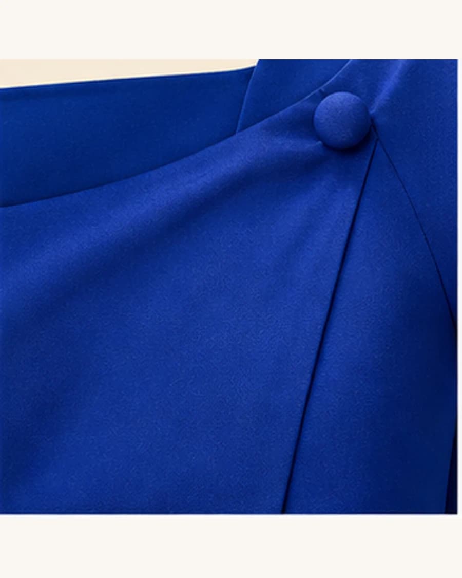 Collector Occasion Set: close-up detail view