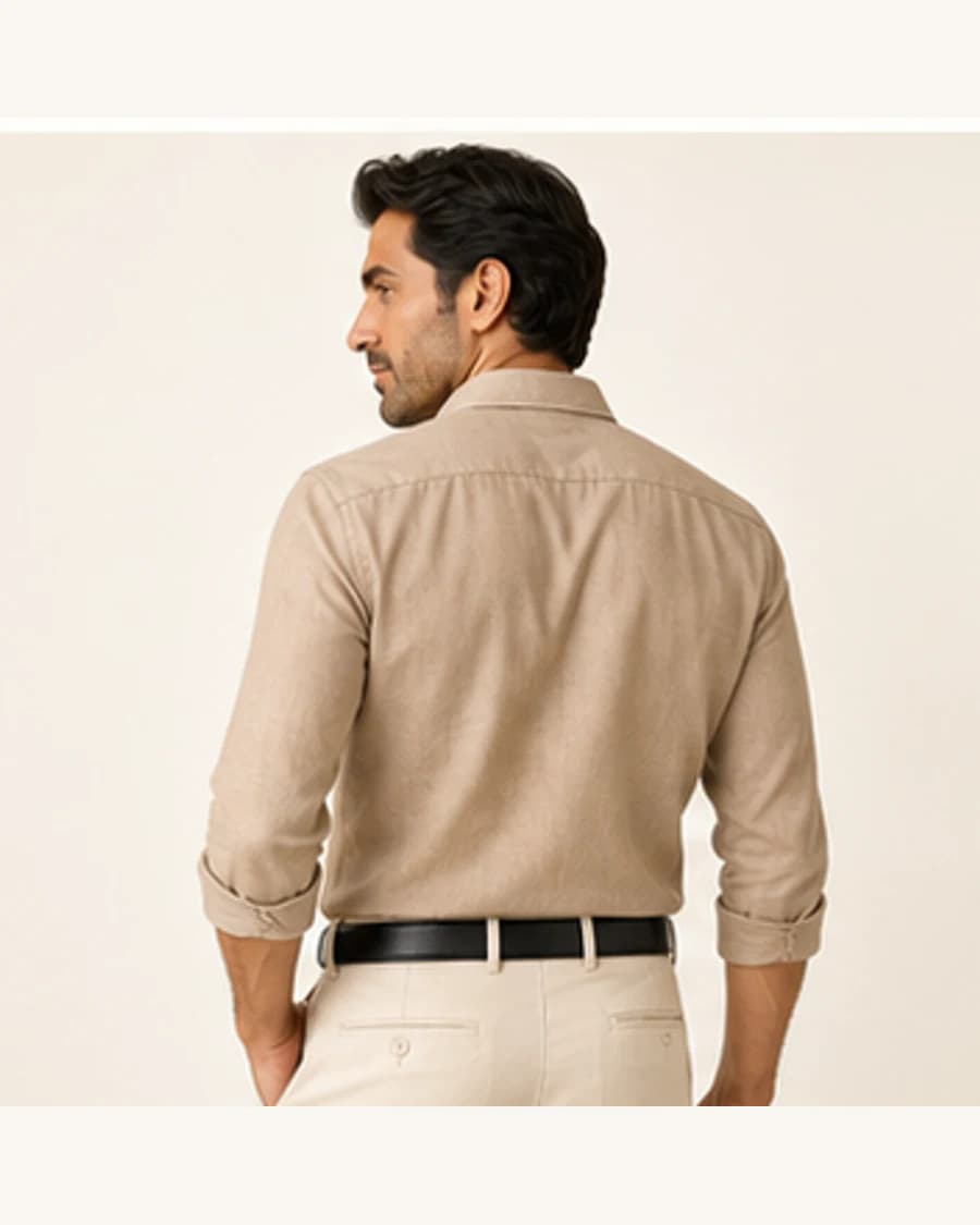 Everyday Belt: three-quarter styling view