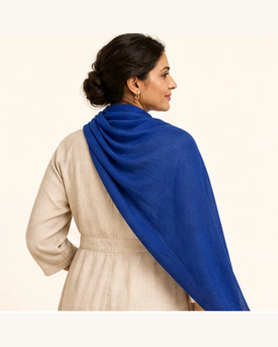 Long Colour Scarf: three-quarter styling view
