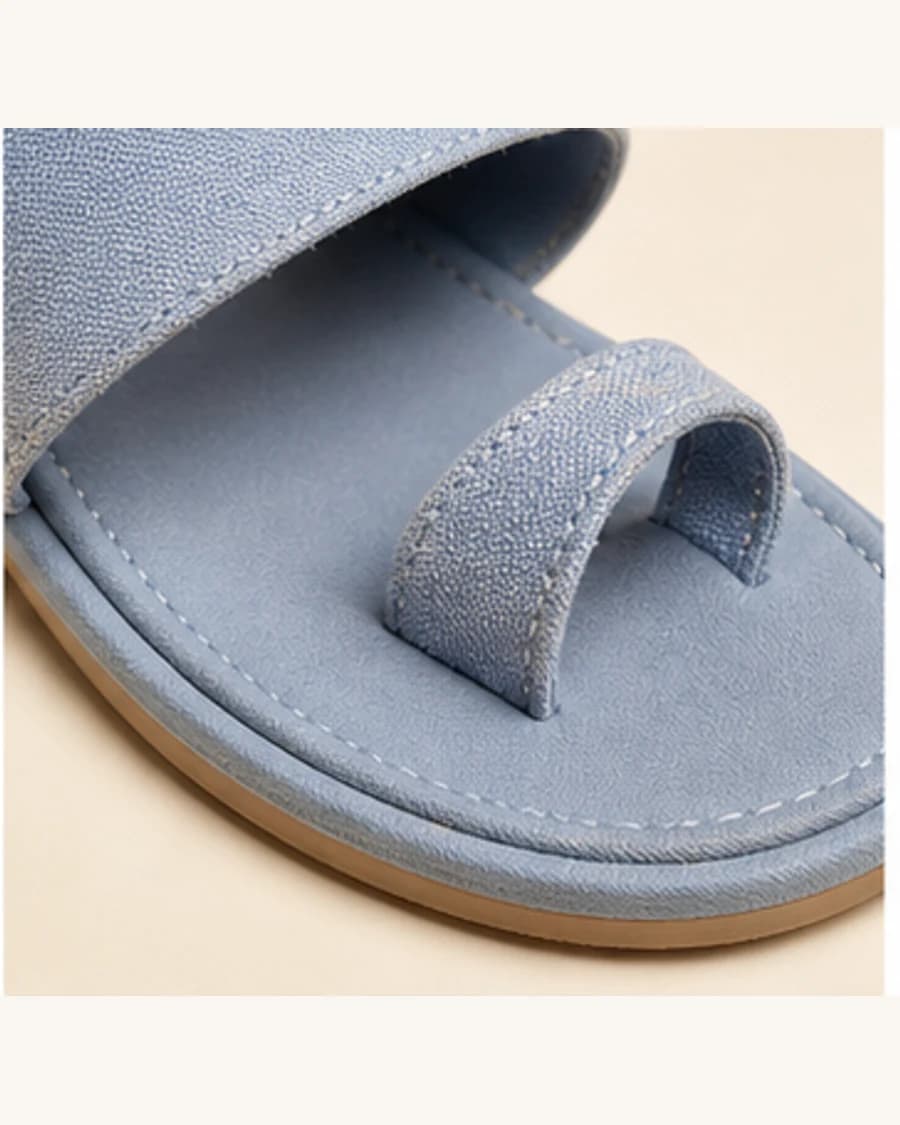 Metro Toe Loop Sandal: close-up detail view