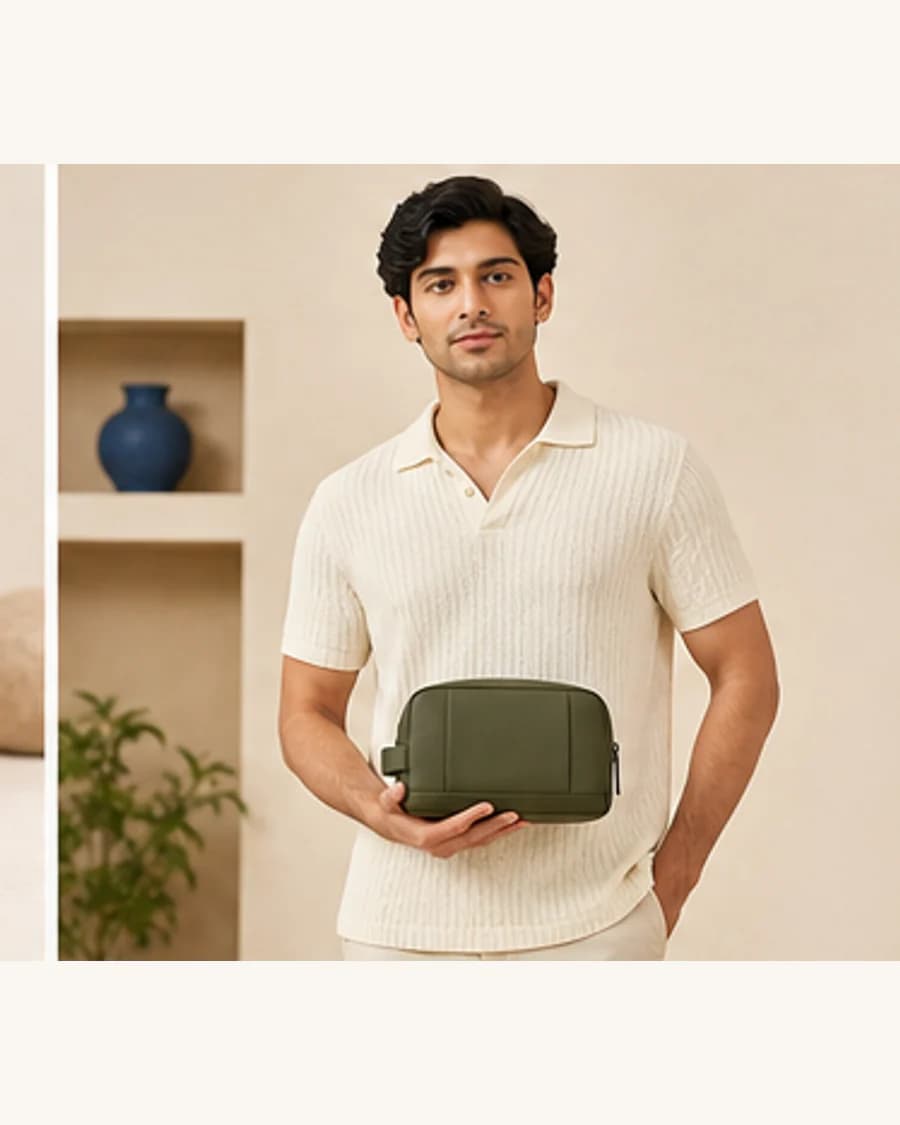 Metro Travel Pouch: front styling view on an adult Indian model