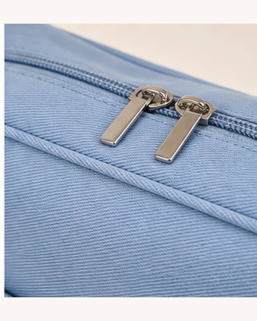 Orbit Laptop Carryall: close-up detail view