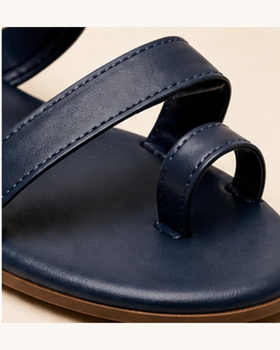 Riviera Toe Loop Sandal: close-up detail view