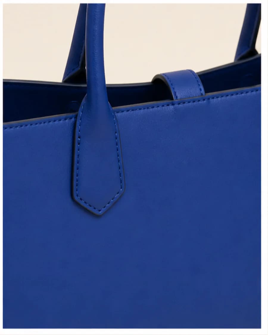 Structured Tote: close-up detail view