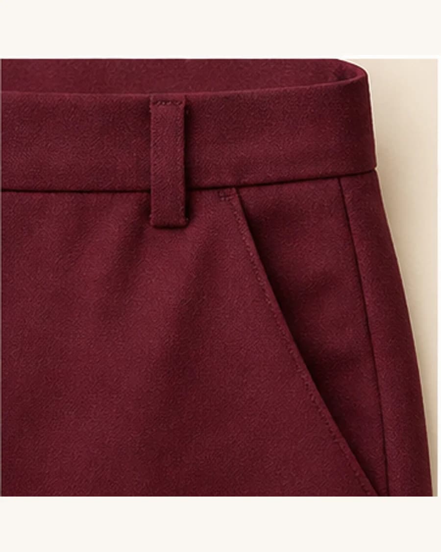 Terrain Cigarette Trouser: close-up detail view