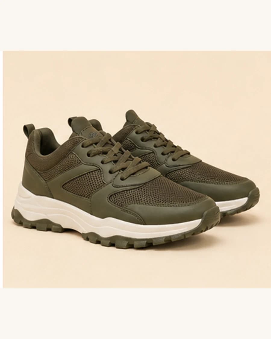 Metro Running Inspired Trainer: product-only view