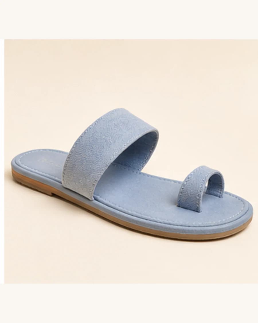 Metro Toe Loop Sandal: product-only view