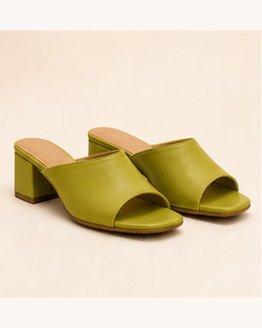 Riviera Block Heel Mule: product-only view